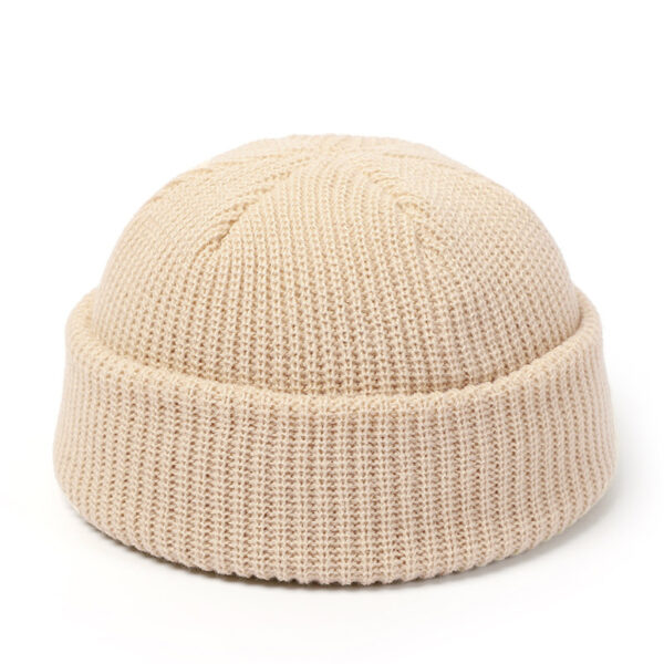 Knitted wool hat - Image 2