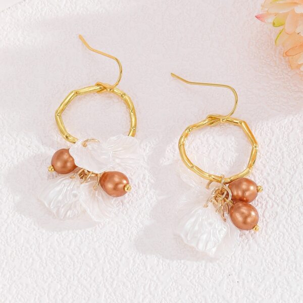 Popular Retro Fashion Creative Women's Earrings - Image 4